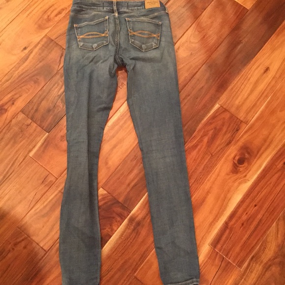 Jeans - Picture 2 of 2